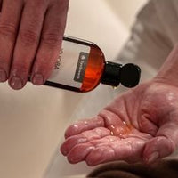 Les 5 meilleures huiles de massage neutres pour les professionnels